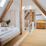 Modernes Maisonette-apartment Mit Terrasse I Аугсбург