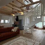 Апартаменты Modernes Maisonette-apartment Mit Terrasse I