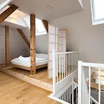 Modernes Maisonette-apartment Mit Terrasse I Аугсбург
