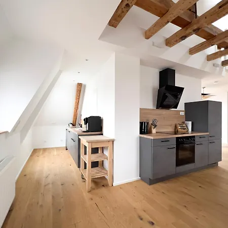 Апартаменты Modernes Maisonette-apartment Mit Terrasse I *
