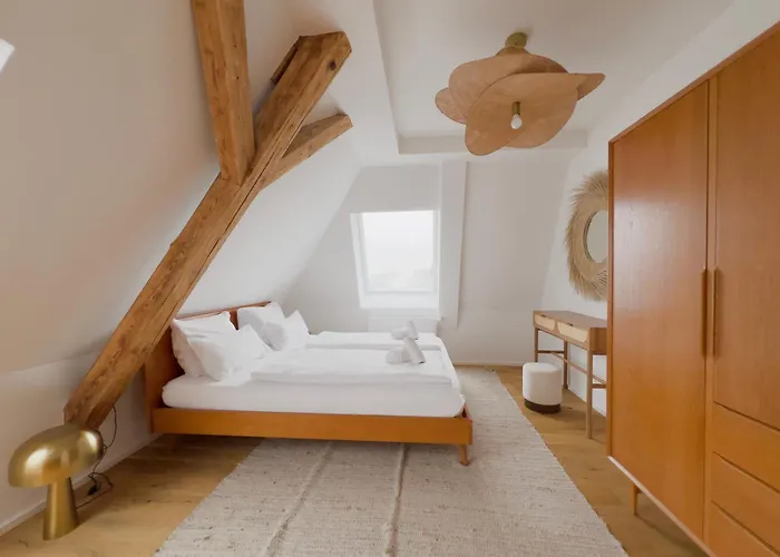 Modernes Maisonette-apartment Mit Terrasse I *