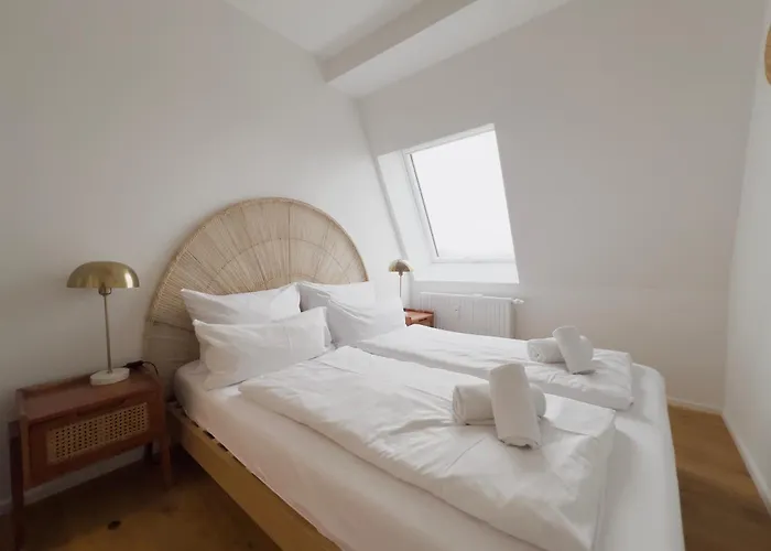 Modernes Maisonette-apartment Mit Terrasse I * Augsburg