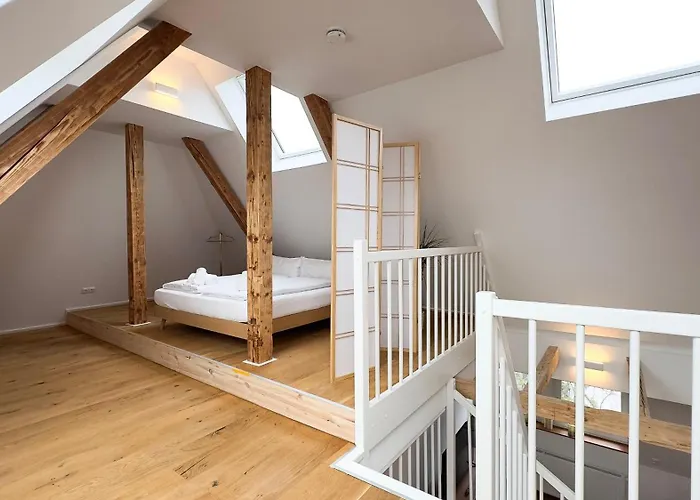 Modernes Maisonette-apartment Mit Terrasse I Augsburg