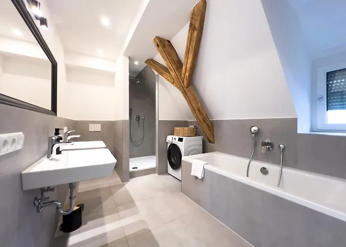 Modernes Maisonette-apartment Mit Terrasse I Apartment *